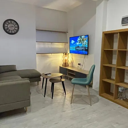 Center Properties - Modern & Bright With Ac And Ensuite Bathroom - 2 Vendégház *